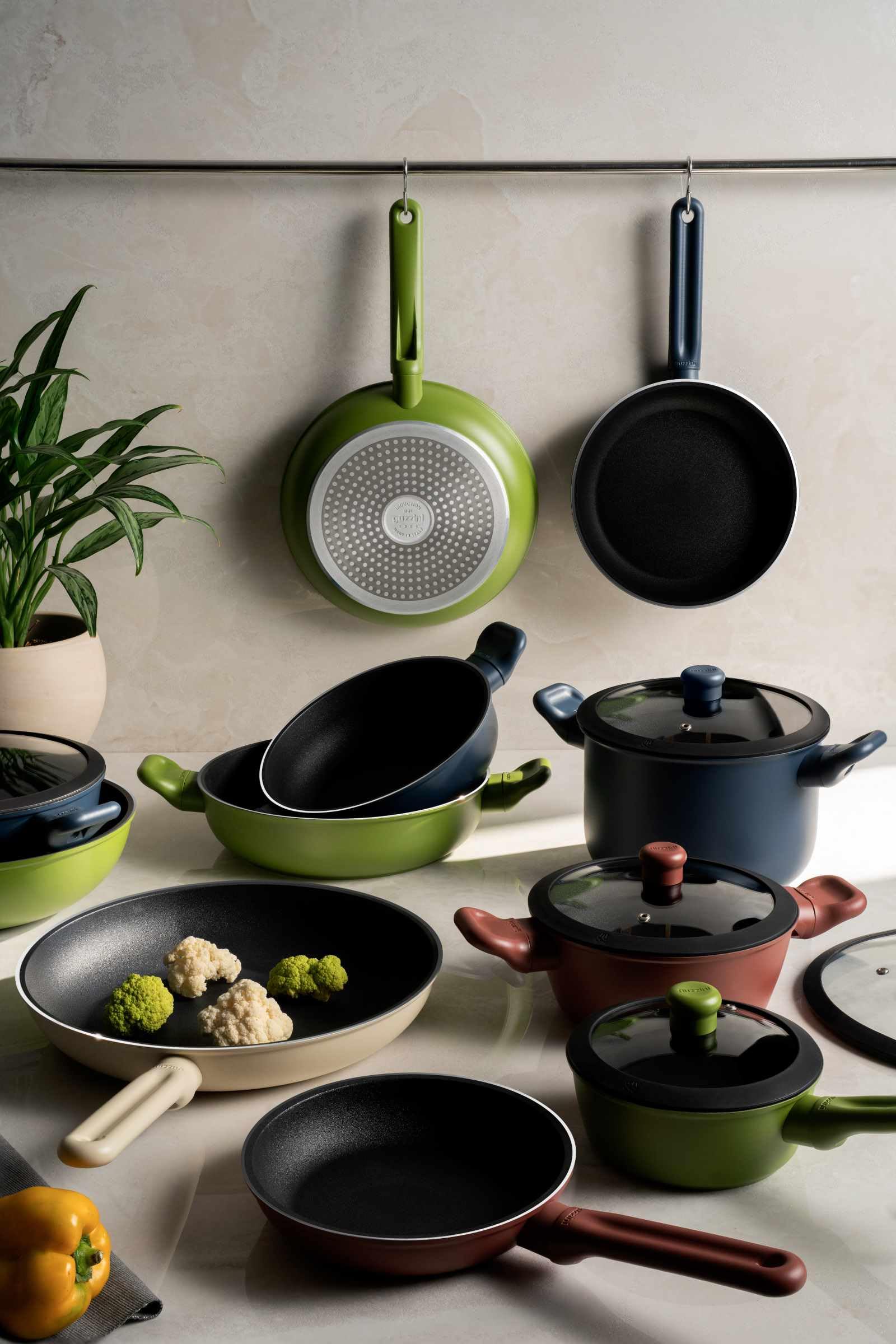 Guzzini - Cook&Color, Bistecchiera in Alluminio Forgiato con Rivestimento Ceramico, Manico Ergonomico - Verde Avocado - 096871253