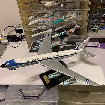値下げ‼️1/200 イラク航空 ボーイング707 Iraqi Airways Boeing 707-320, 1:200 Inflight 200 IF-70081
