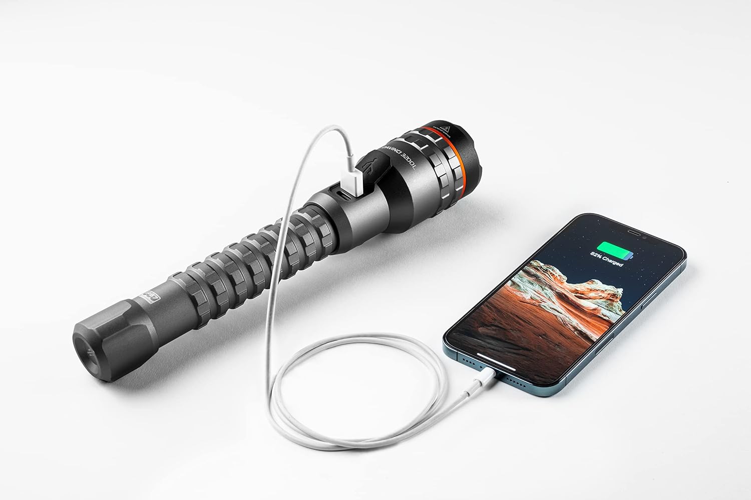NEBO DAVINCI 3200L Flashlight | 3200 Lumens, 4 Light Modes, Rechargeable Waterproof Light for EDC, Hiking & Camping, Handheld Power Bank to Charge Your Phone, Includes USB Charging Cable