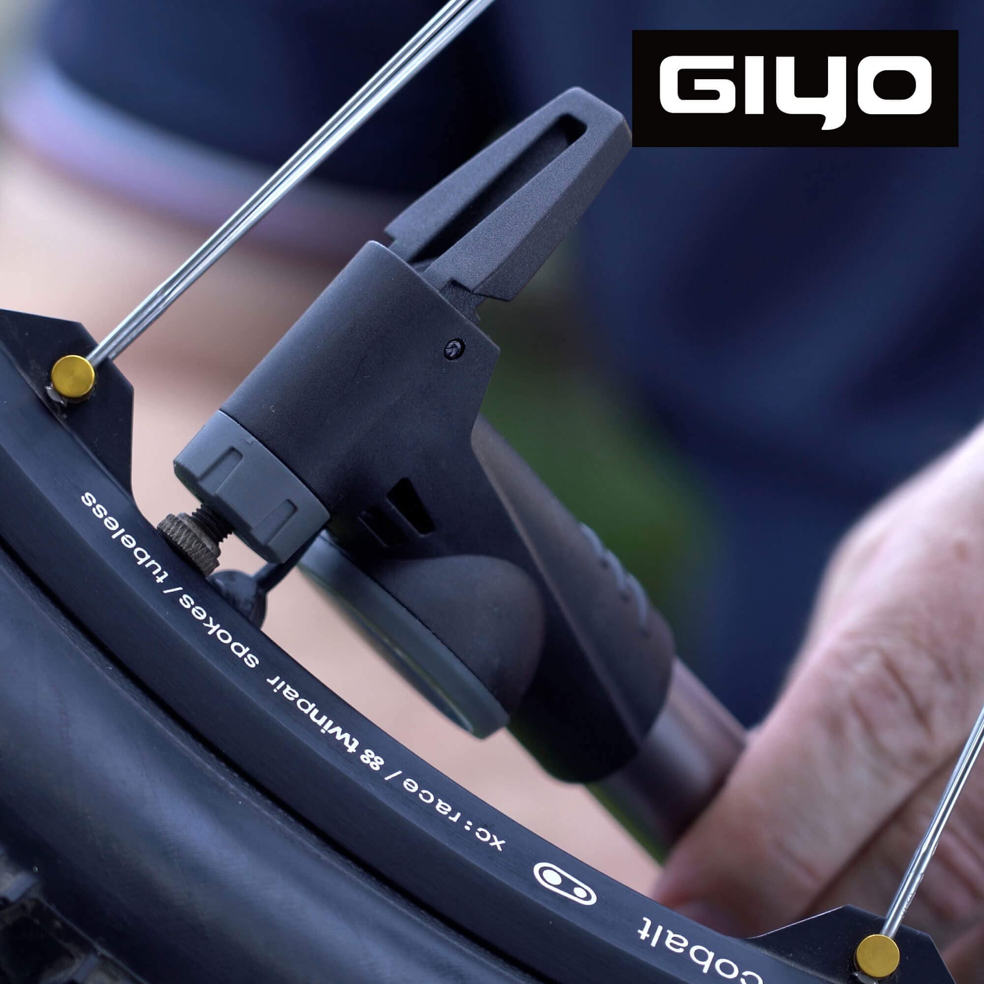 GIYO Mini pompe à vélo unique haute pression commutable avec manomètre | Valve intelligente compatible avec Presta et Schrader Max 120 PSI pour VTT et route GP-993 (fabriquée à Taïwan)