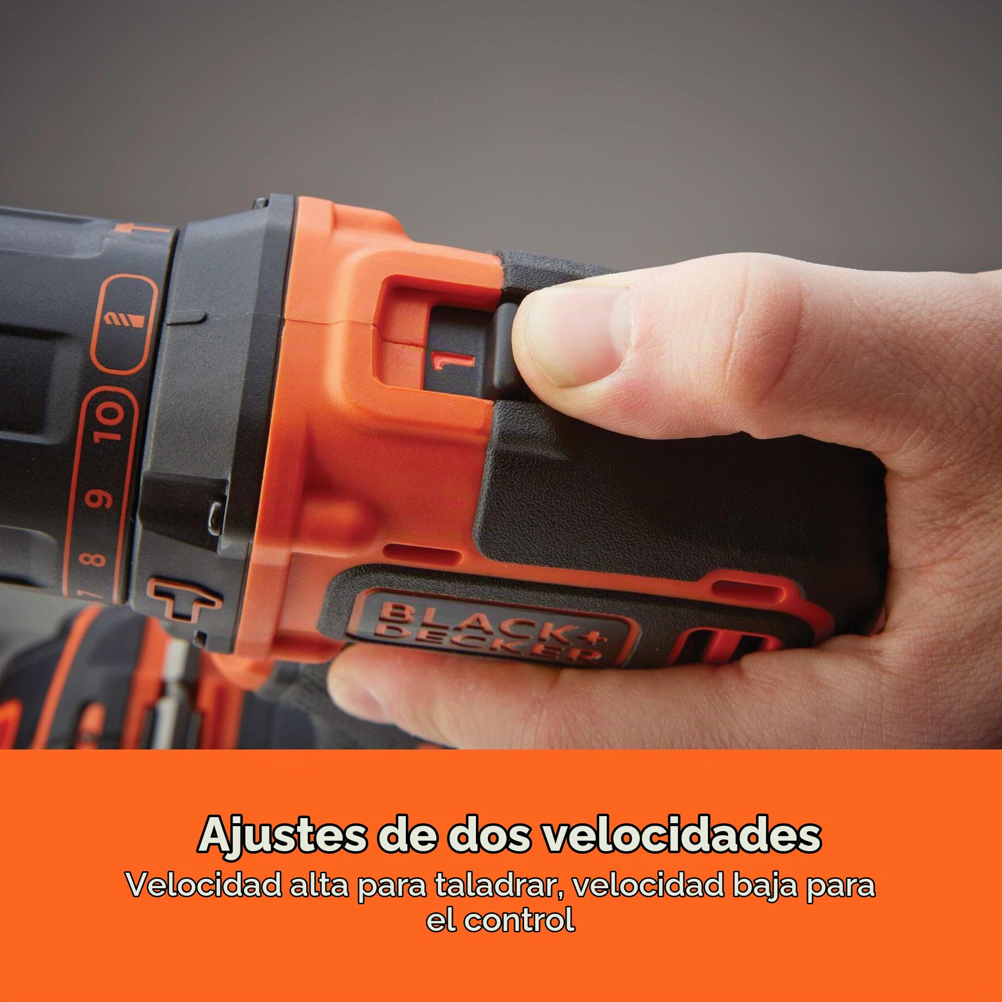 BLACK+DECKER Taladro de percusión 18V, 2 baterías 2Ah, cargador 400mA, 100 accesorios, maletín, BDCHD18D2AB-QW