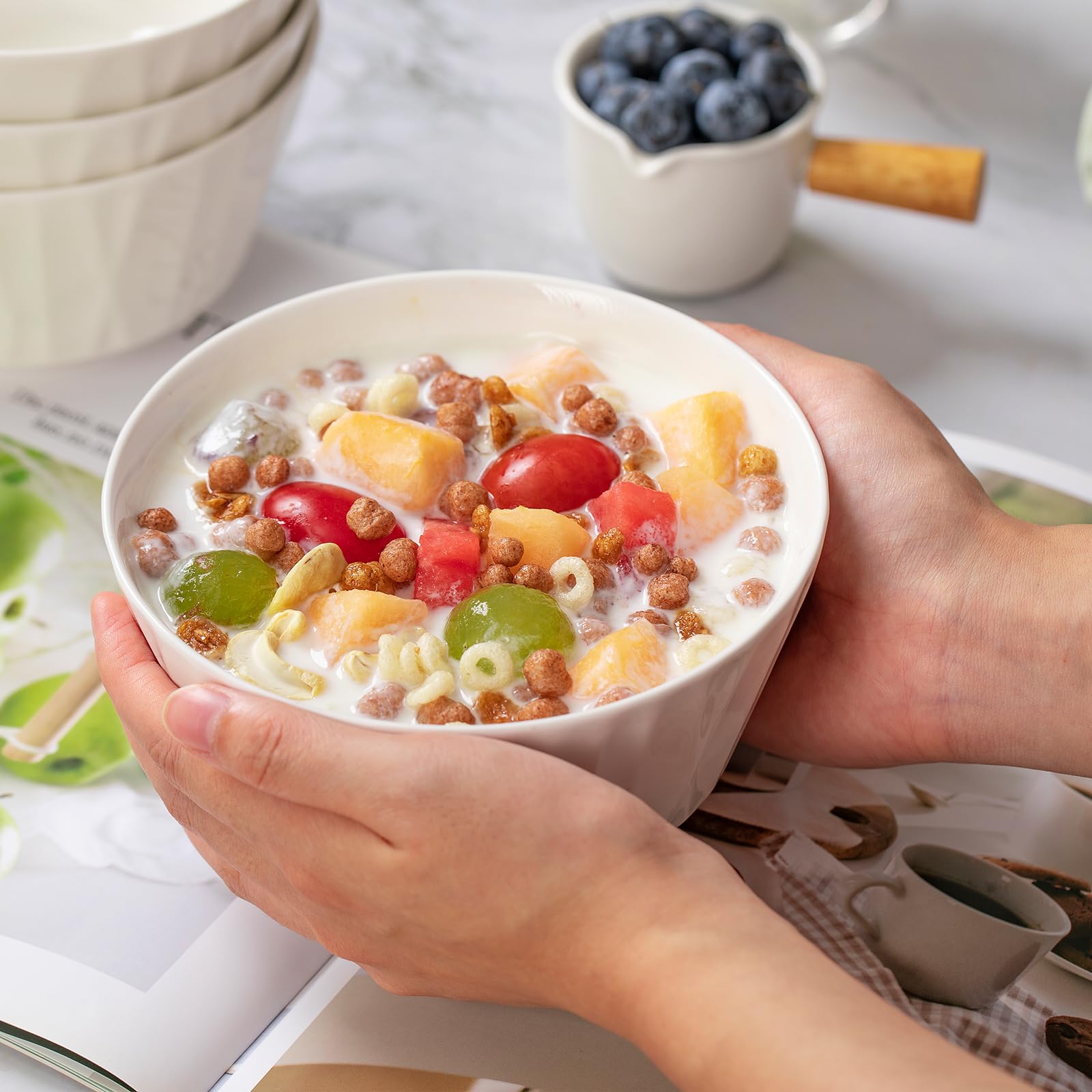 Lot de 4 bols à céréales en céramique pour dessert, petit déjeuner, bol de service en céramique blanche, 700 ml, parfaits pour la crème glacée, la soupe, les pâtes, la salade, les nouilles
