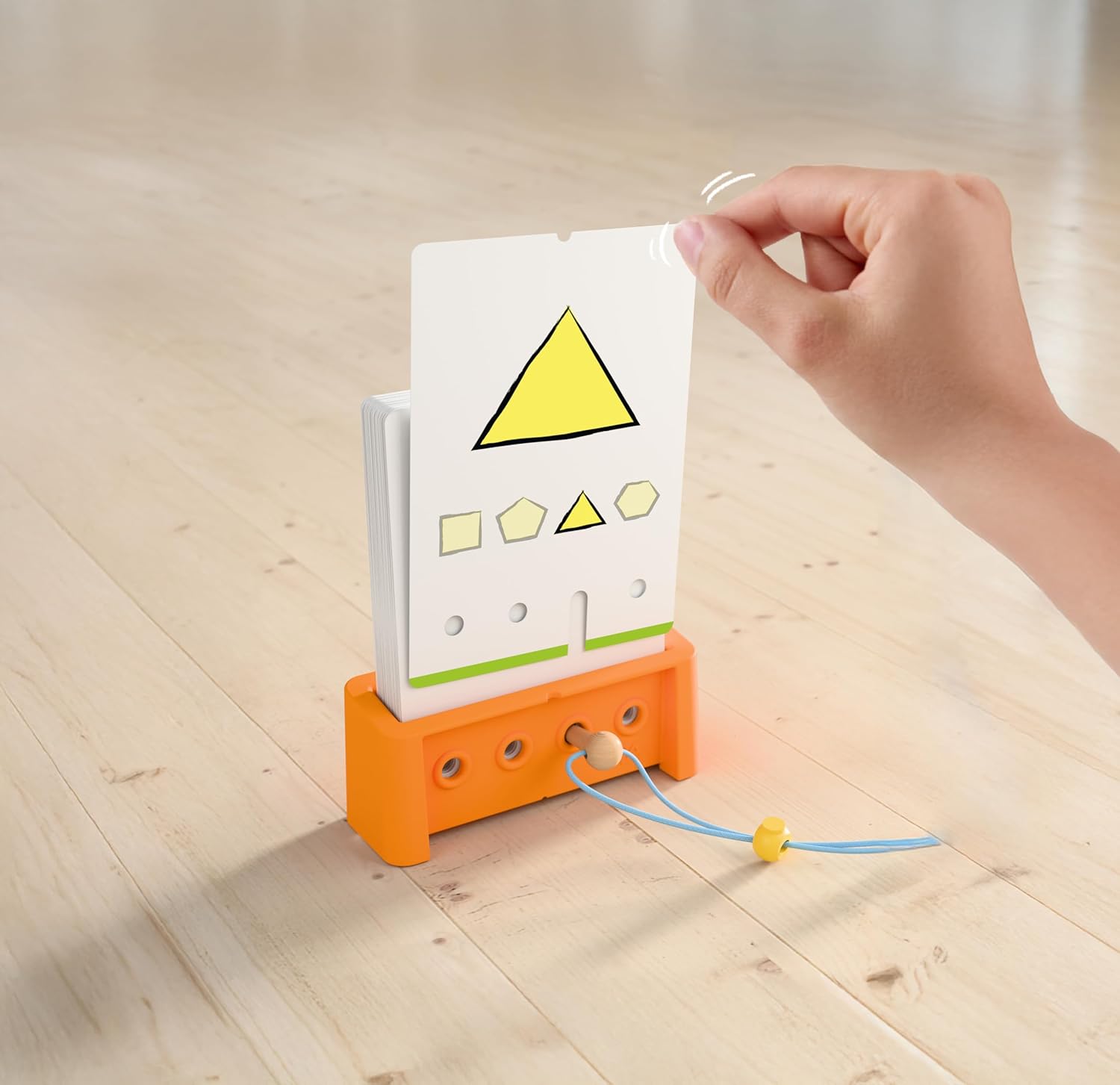 HABA Logic! CASE Starter Set 5+: Logic & Puzzle Game for Children from 5 Years Old, 1 Player Puzzle Game Travel Game on the Go - 2013042001
