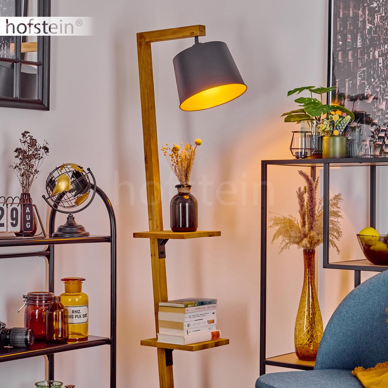 Stehleuchte Baval, moderne Stehlampe aus Metall/Holz in Schwarz/Natur/Goldfarben, Standlampe m. verstellbarem Schirm, Fußschalter am Kabel u. Ablageflächen, Höhe 164 cm, 1 x E27, ohne Leuchtmittel