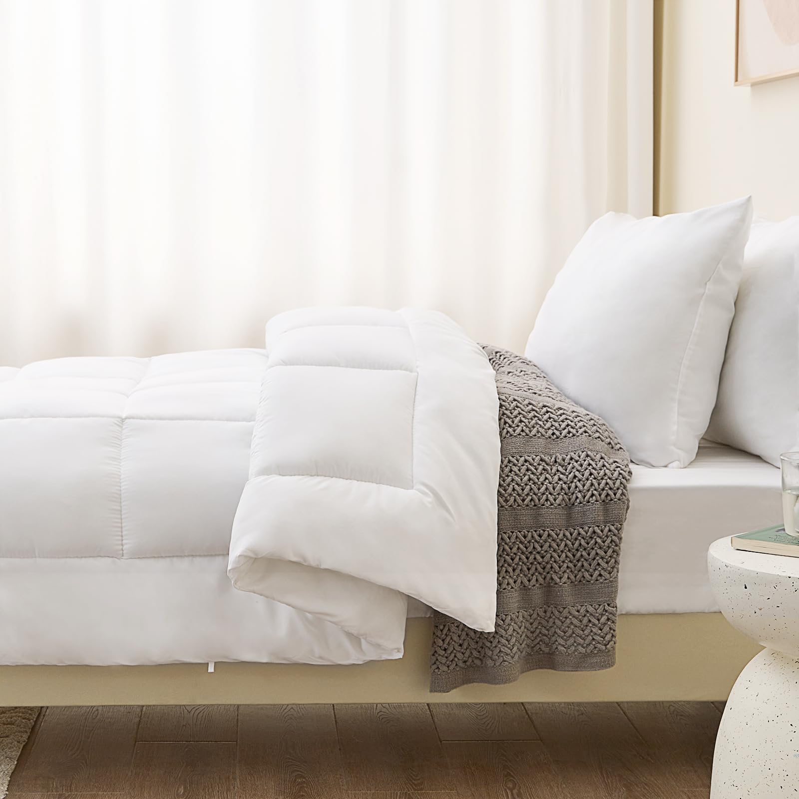 RUIKASI White Twin Duvet Insert Fluffy - Soft Quilted Bed Comforter Twin Size, Warm Down Alternative Duvet with Corner Taps, Box Stitched, 68x88 inch