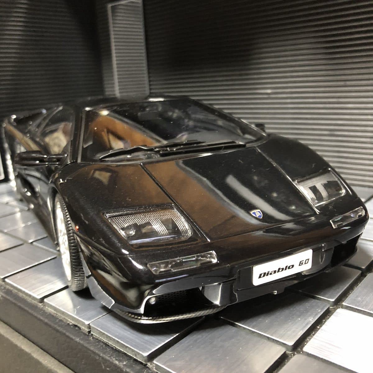 AUTOart ランボルギーニ ディアブロ 6.0 1/18