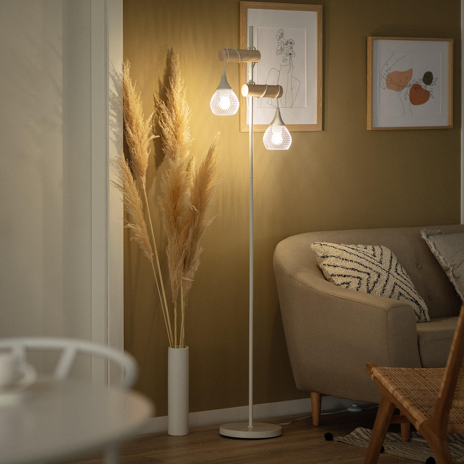 LEDKIA Lámpara de Pie Aluminio y Madera Monah Blanco | Diseño Moderno | Soporte E27 para Bombilla LED | Uso Interior IP20 | Madera y Aluminio | Salón y Dormitorio