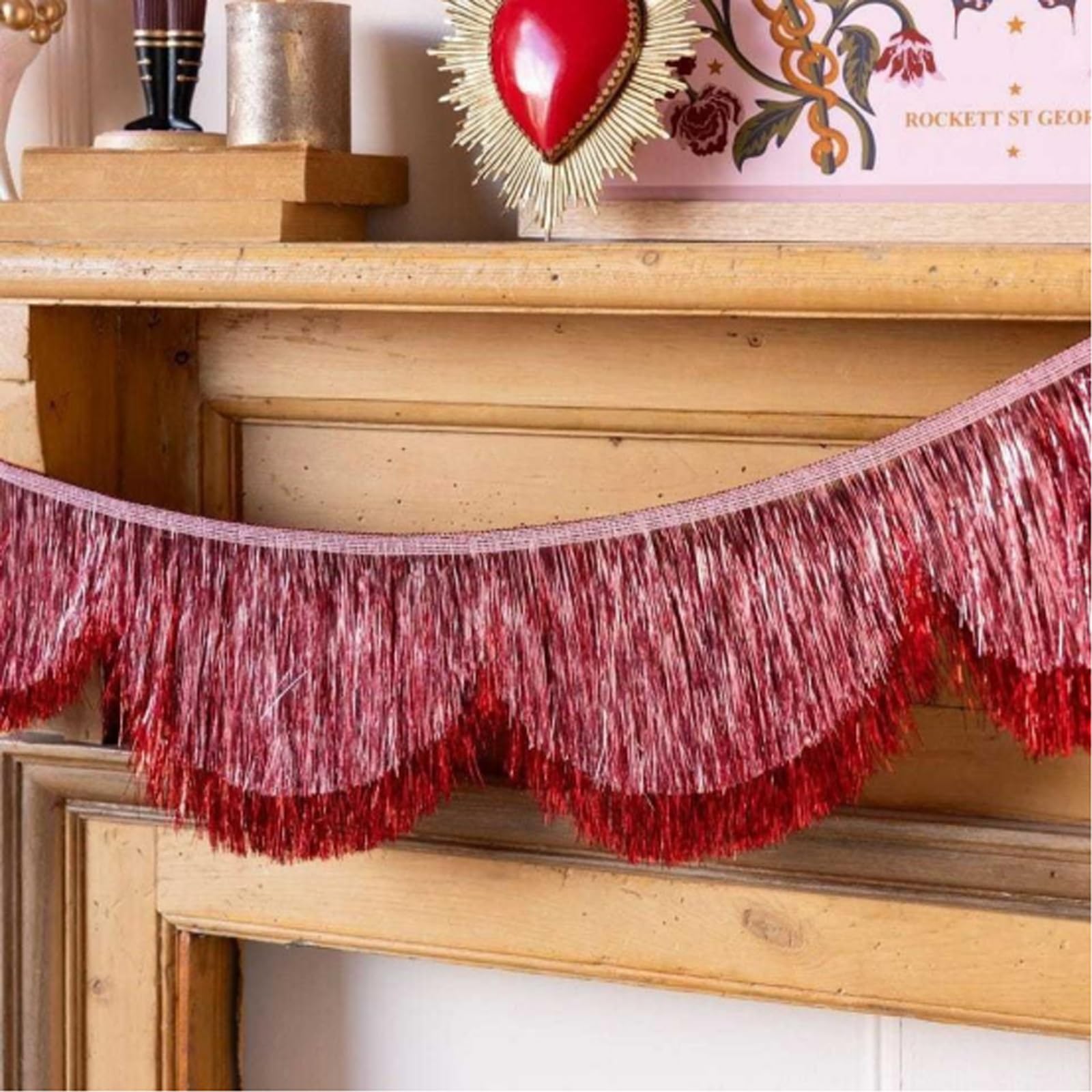 2 Stück Lametta Fransen Girlande,Doppelreihige Fringe Garland,Wellige Lamettagirlanden,Party Deko Girlanden,Fransengirlande Mit Schleife,Für Geburtstage,Mottoparty,Hochzeit(20x150cm),Silber