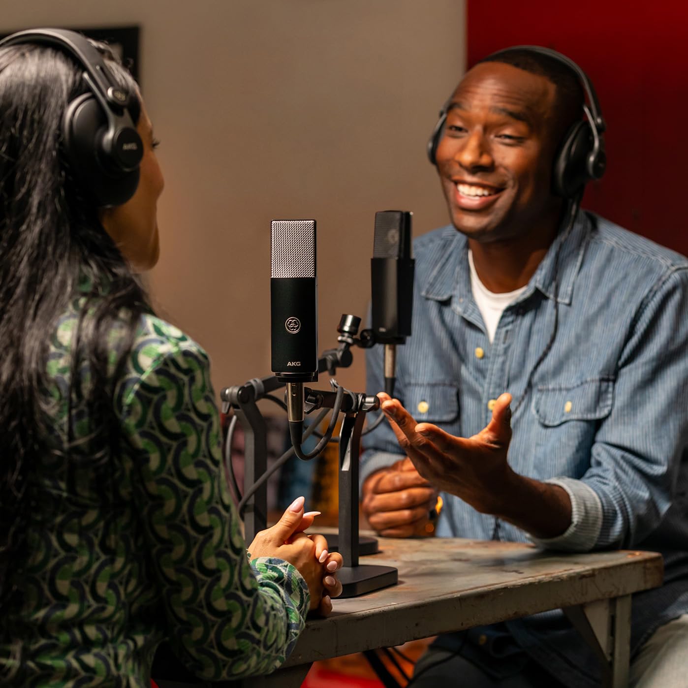 AKG C-Series C104 Micrófono de Condensador cardioide de diafragma Grande Creadores de Contenido y músicos