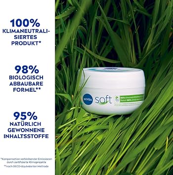 NIVEA Soft Refreshing Moisturising Cream, Lightweight Cream with Vitamin E and 100% Natural Jojoba Oil, Fast Absorbing Skin Cream for Intense Moisture (50 ml)