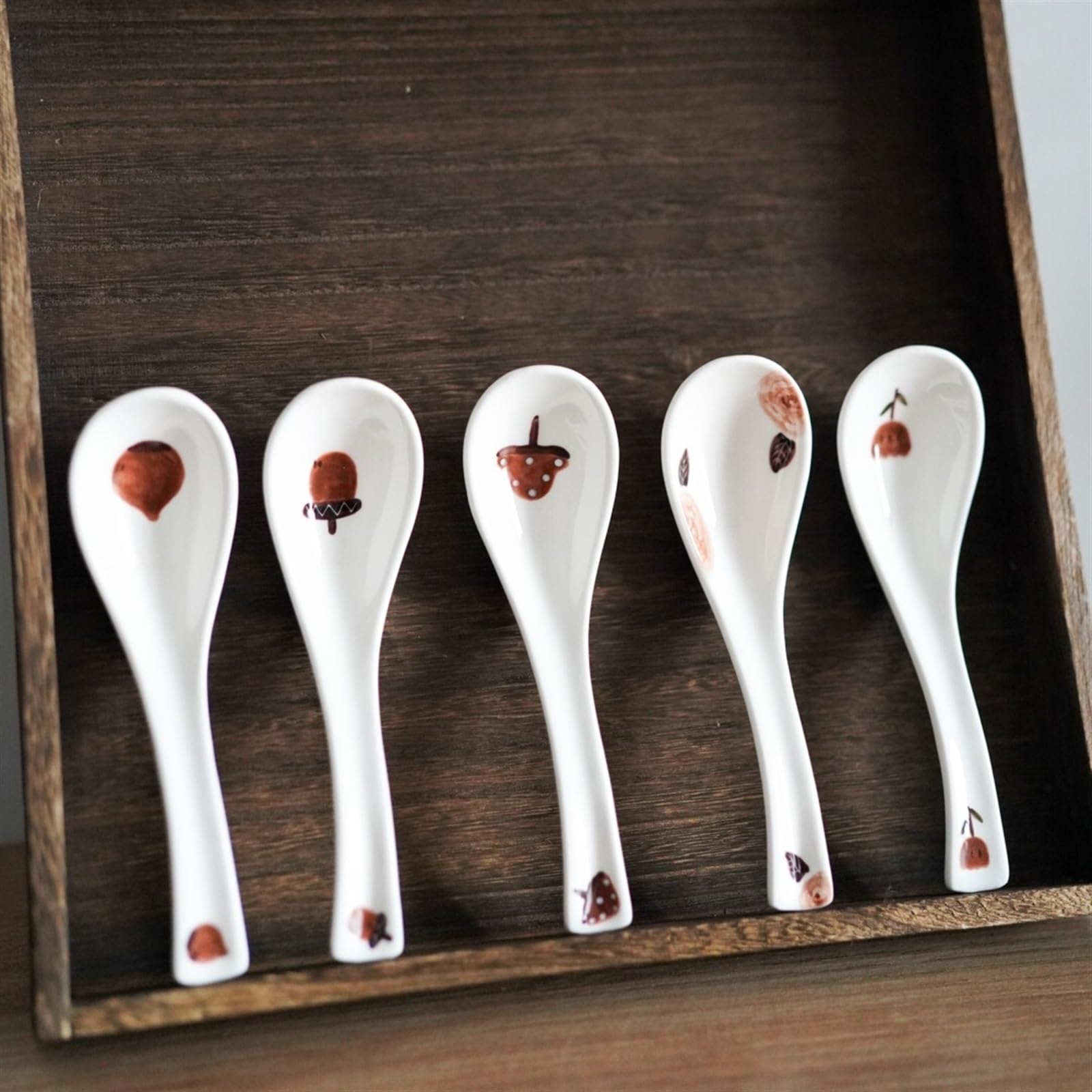 Cuillères à Soupe (Lot de 4) en céramique sous émail, Mignonnes, à Long Manche, en Porcelaine Blanche, cuillères à Riz japonaises et cuillères à Glace.(E)