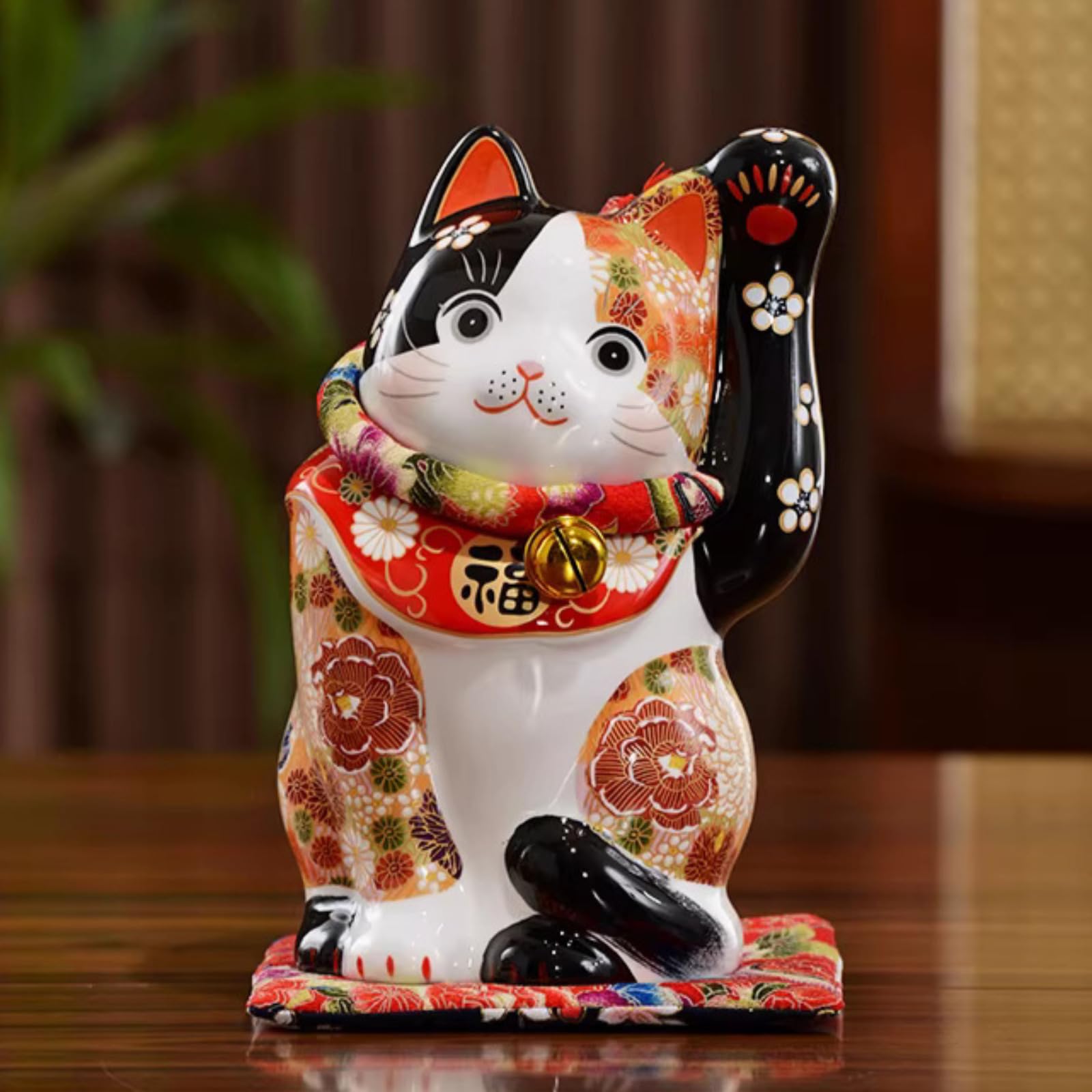 Mascotte chat japonais tricolore 21 cm pour votre salon