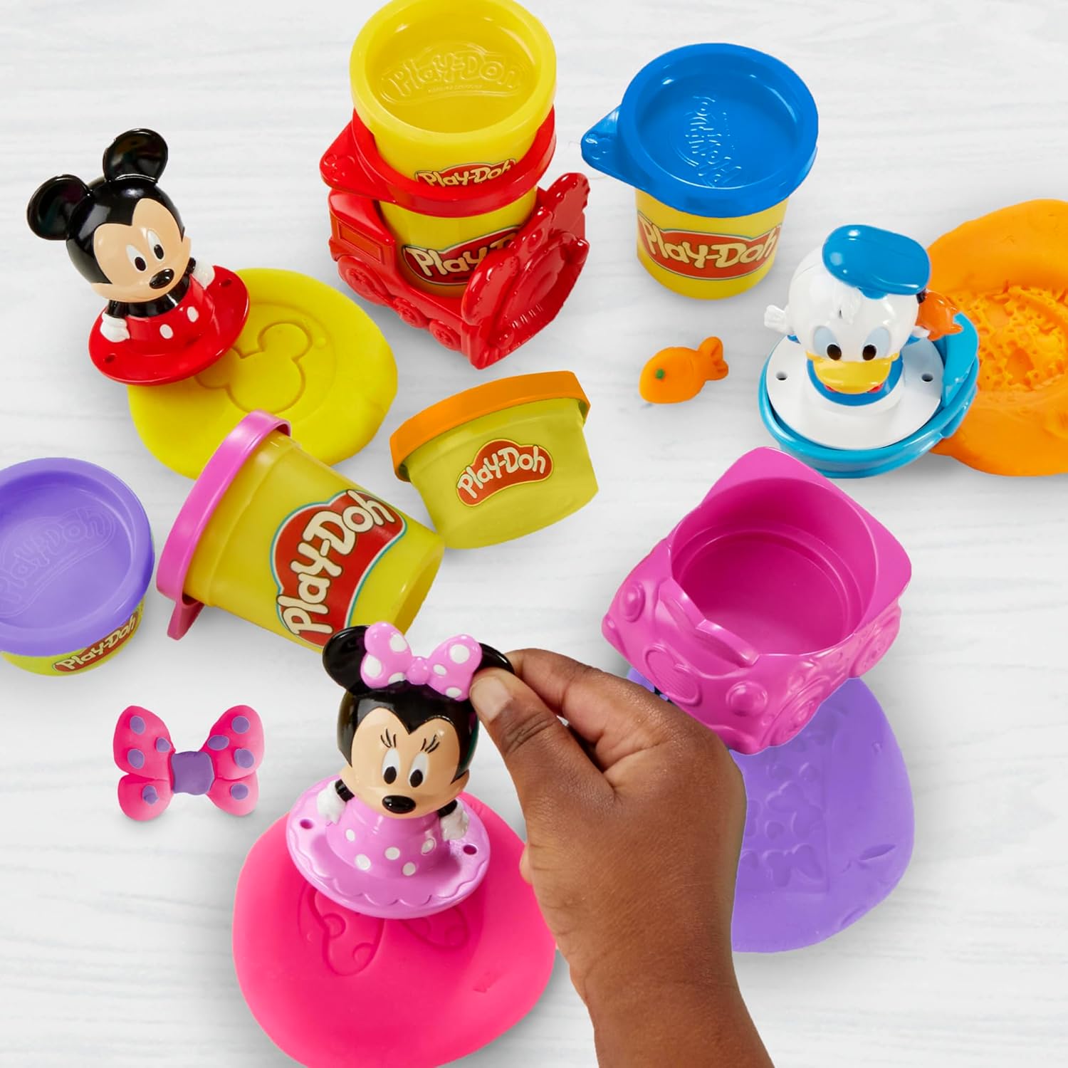 Play-Doh Disney Junior Mickey Mouse Clubhouse, Stamp & Go Megapack with Mickey, Minnie & Donald, Arts & Crafts Preschool Toys for Kids 2+