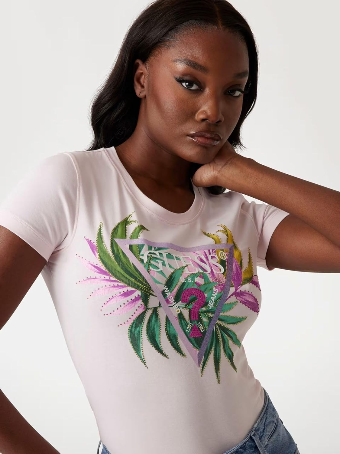 Guess Womens Eco Short Sleeve Leaf Triangle Tee - Image 3