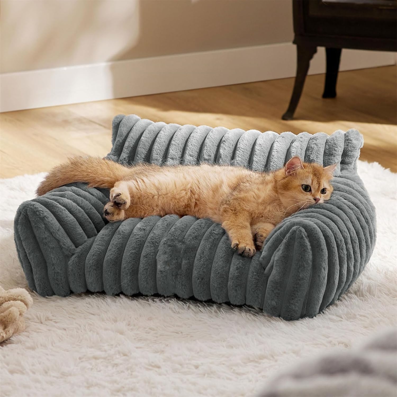 Dog Puppy Cuddle Bed Lounger Base Luxurious Cushion Sofa for Small to Large Pet Creative Pet Bed Thicken Nest