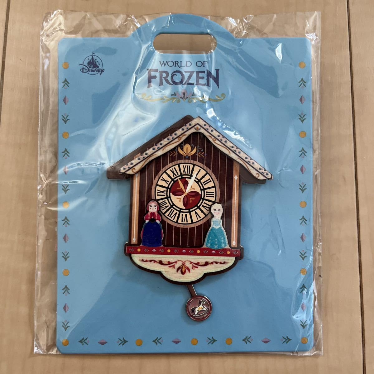 振り子時計　香港ディズニーランド 限定　アナと雪の女王 FROZEN フローズン 振り子時計】香港ディズニーランド アナと雪の女王 FROZEN