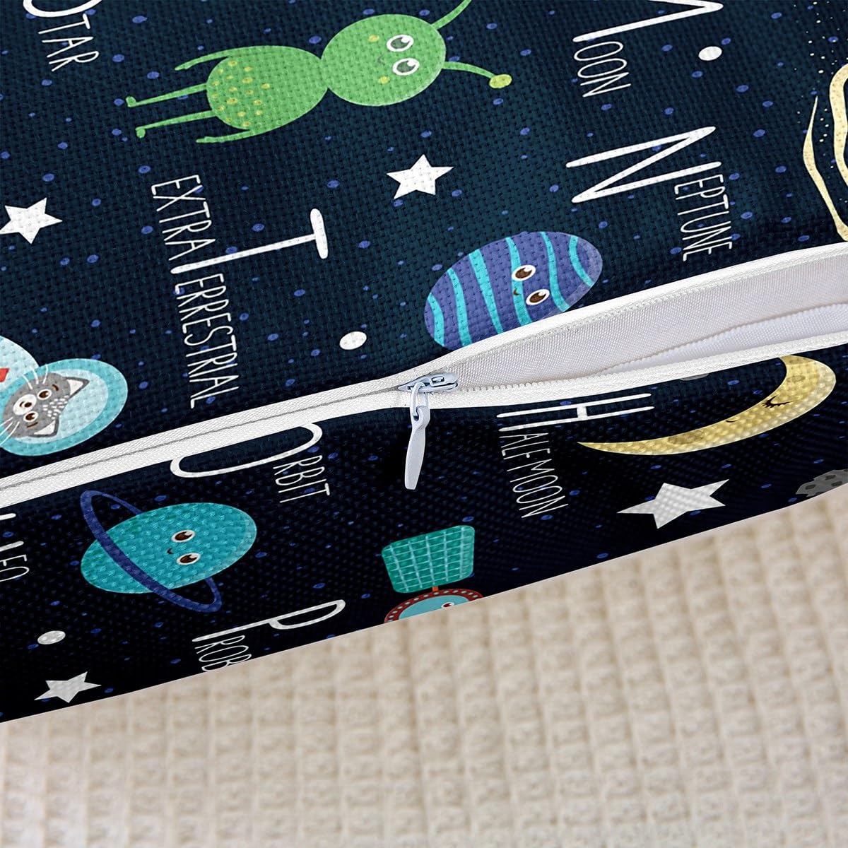 Kids Outer Space Sierkussenhoezen 55,8 x 55,8 cm 1 stuk ABC