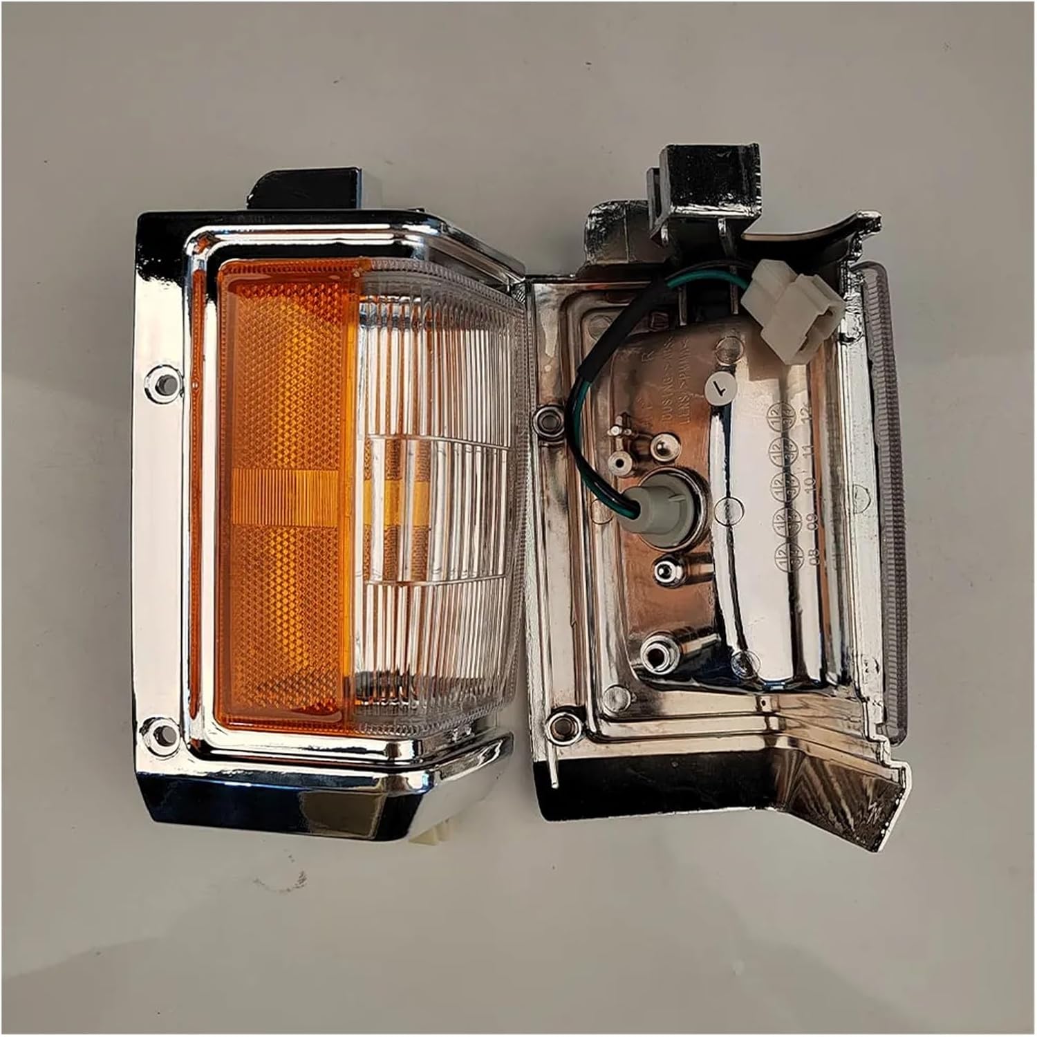 A Pair Car Front Turn Signal Light Corner Lamp Compatible with Nissan Terrano LBYD21 VBYD21 WHYD21 D21 1987 to 1995(Yellow)