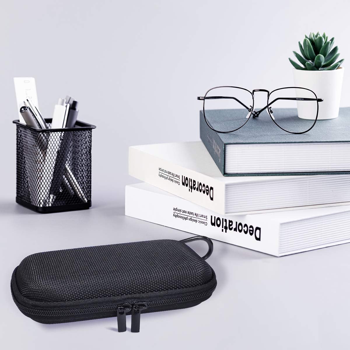 MYMAHDI MP3 Player Case with Metal Carabiner Clip, Durable Hard Shell Travel Carrying Case for MP3 MP4 Players,iPod Nano,iPod Shuffle,Apple Airportm, USB Cable,Earphones,Memory Cards,U Disk : Electronics