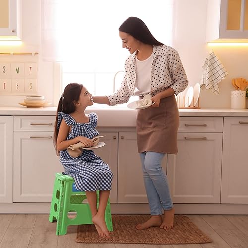 Miniatura 50 de Korpai Taburete plegable mejorado de 9 pulgadas para adultos y niños con capacidad para hasta 300 libras, taburetes plegables antideslizantes con