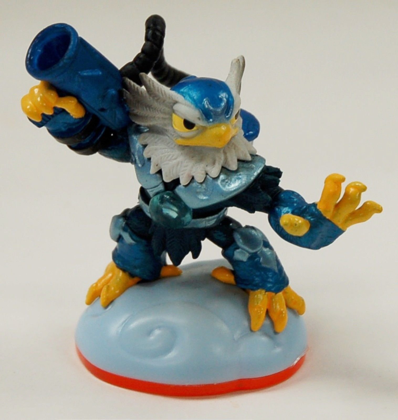 Amazon.com: Skylanders Giants JET-VAC Lightcore Figure/Code NEW in