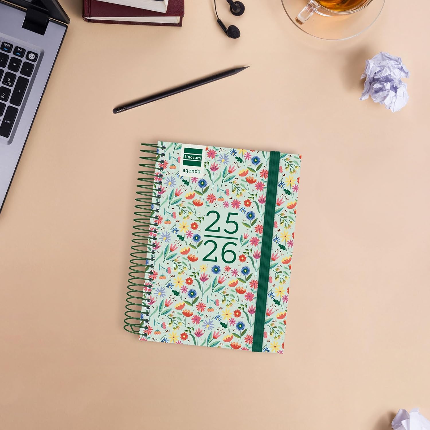 Finocam Weekly Planner 2025/2026, 1 Day to a Page, September 2025 - June 2026 (Lesson Year), July and August as Overview, Fiori, Spanish