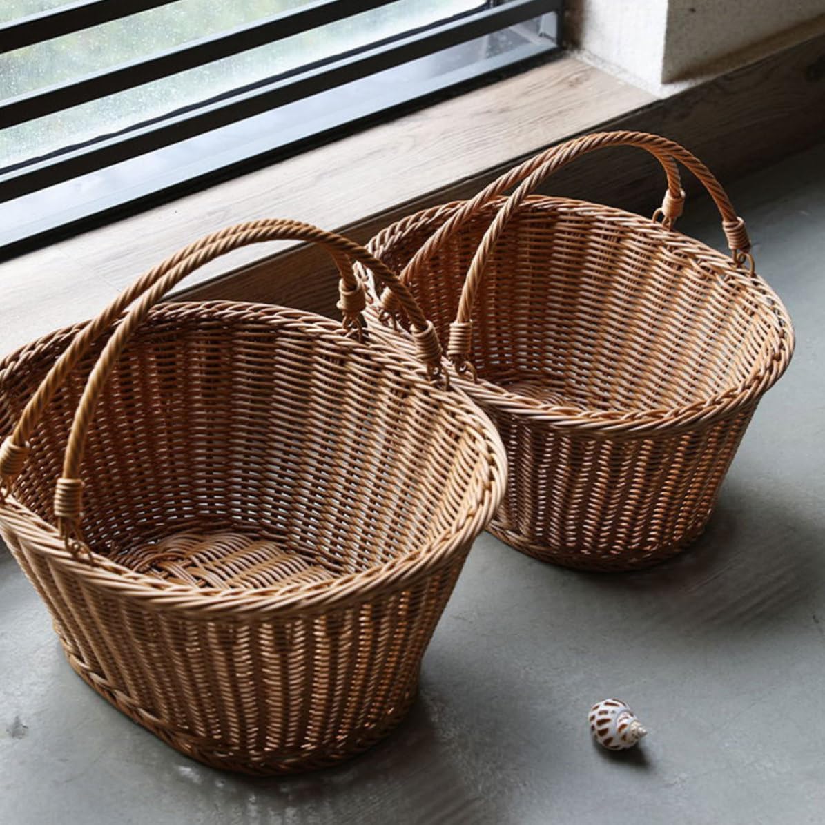 Multifunctional Plastic Woven Basket for Egg and Snack Storage, Handheld Fruit and Sundries Basket, Creative Design for Home and Restaurant Use