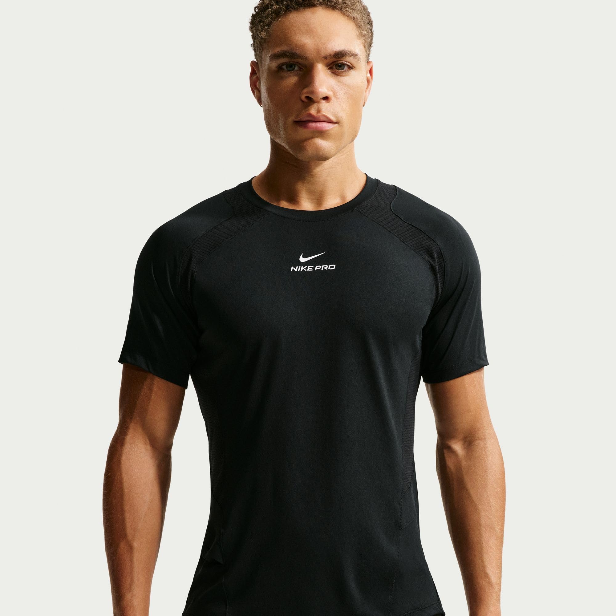 NIKE koszulka męska z krótkim rękawem Mężczyźni Nike Pro Training Dri-fit Adv Herren-kurzarmshirt
