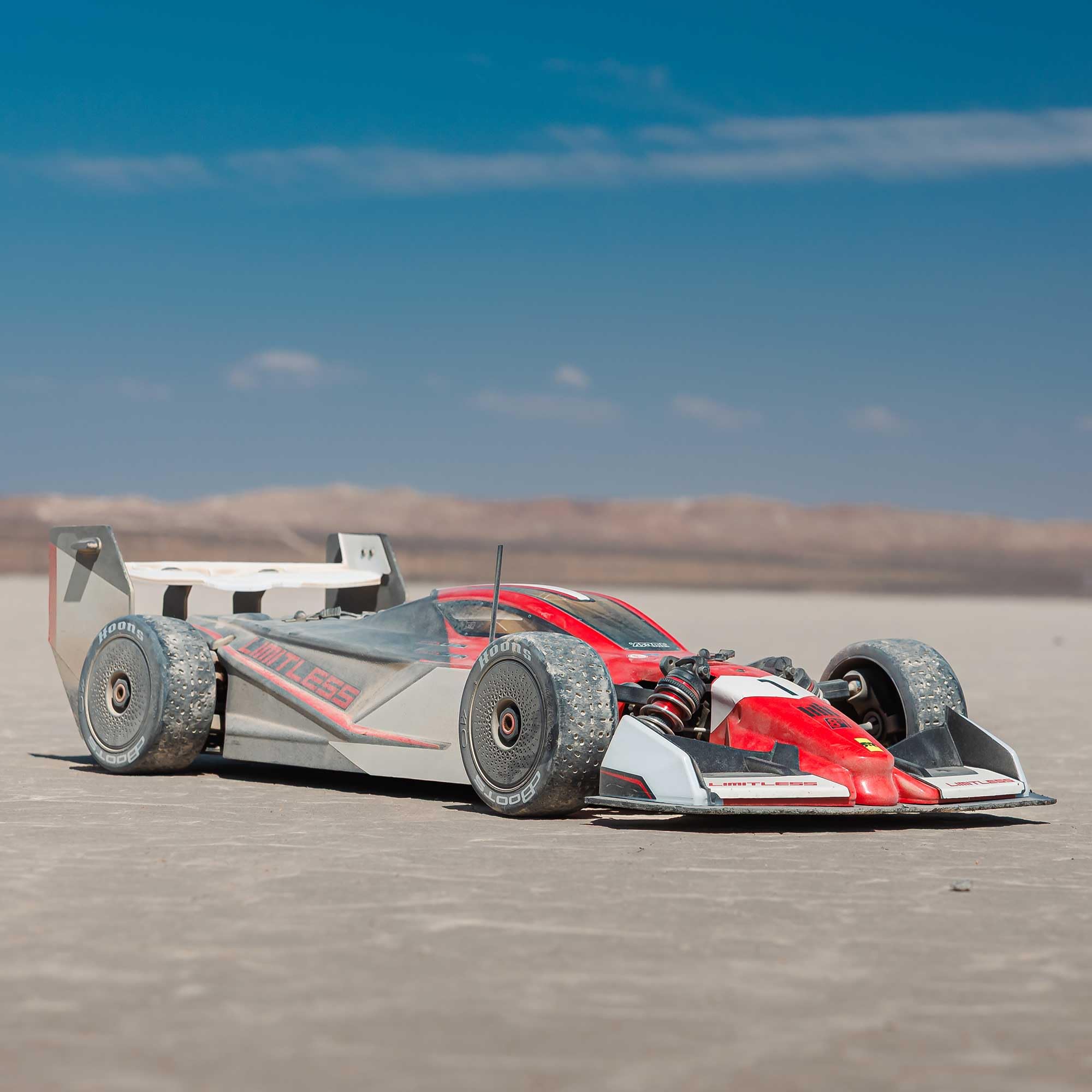 Amazon.com: ARRMA RC Race Car 1/7 Limitless 120 8S BLX Speed