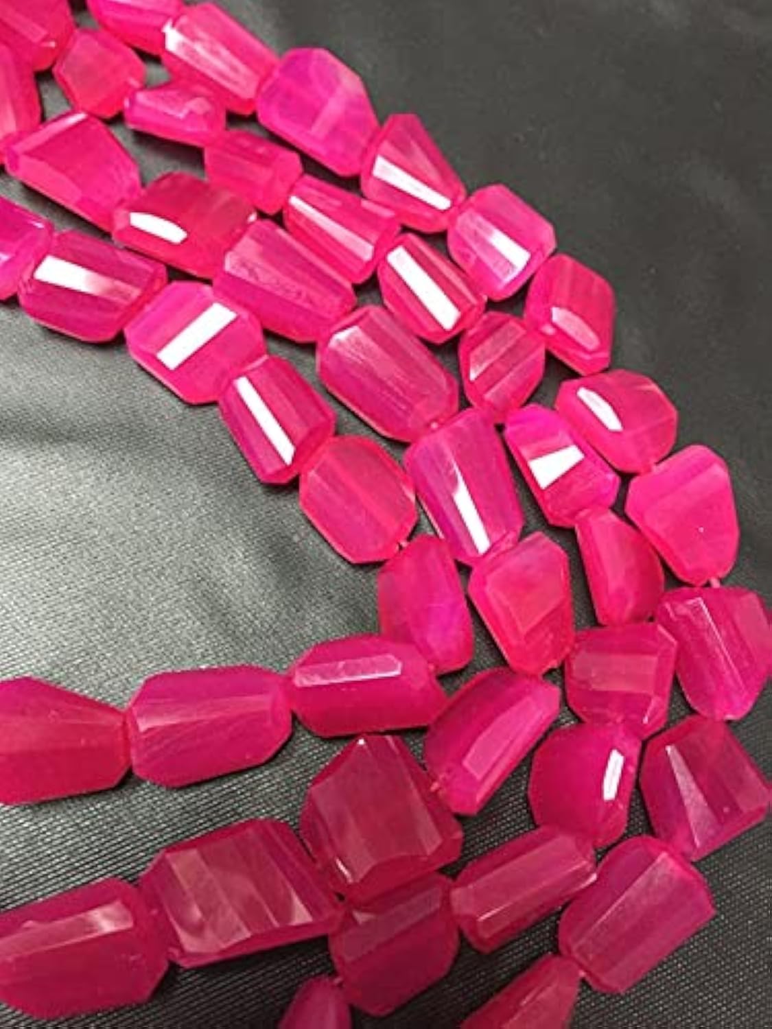 Chalcédoine rose perles facettées nuggets pour apaiser vos créations DIY