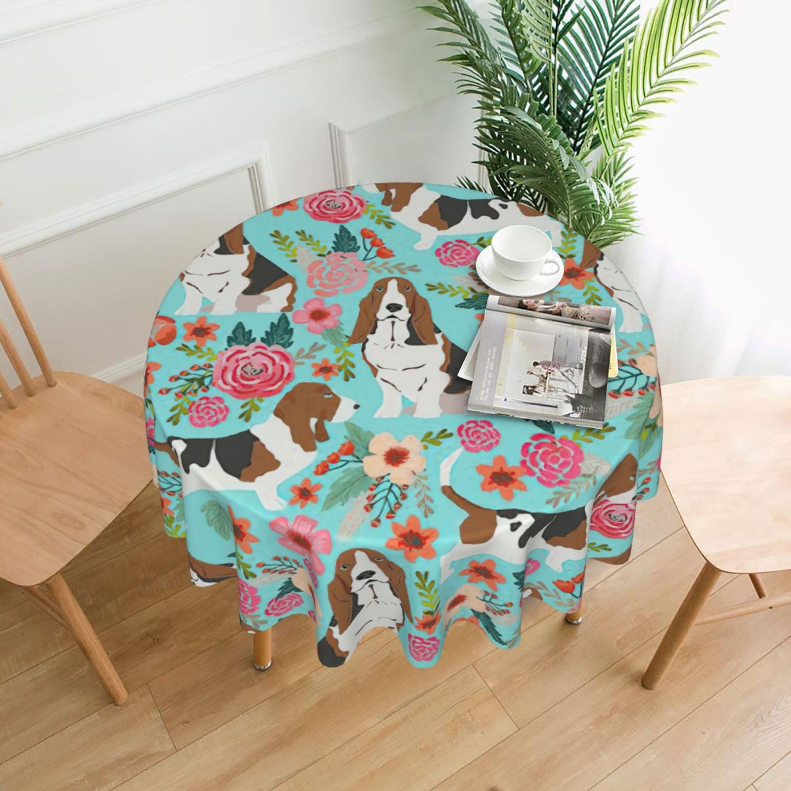 Uusnwaa Funny Dog Print Round Tablecloth 60 Inch, Stain Wrinkle Resistant Washable Polyester Table Cover For Kitchen Party