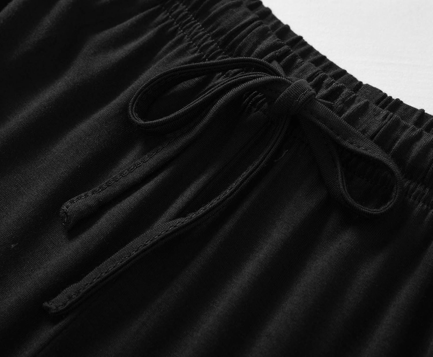 Latuza Women's Pleated Loungewear Top and Capris Pajamas Set - Image 7