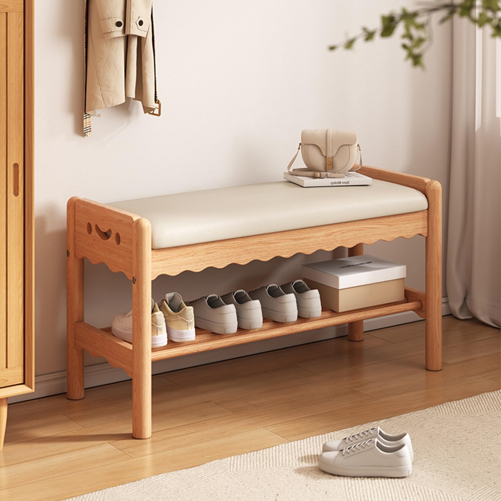 Banc à chaussures accueillant pour créer une ambiance chaleureuse et ordonnée chez soi