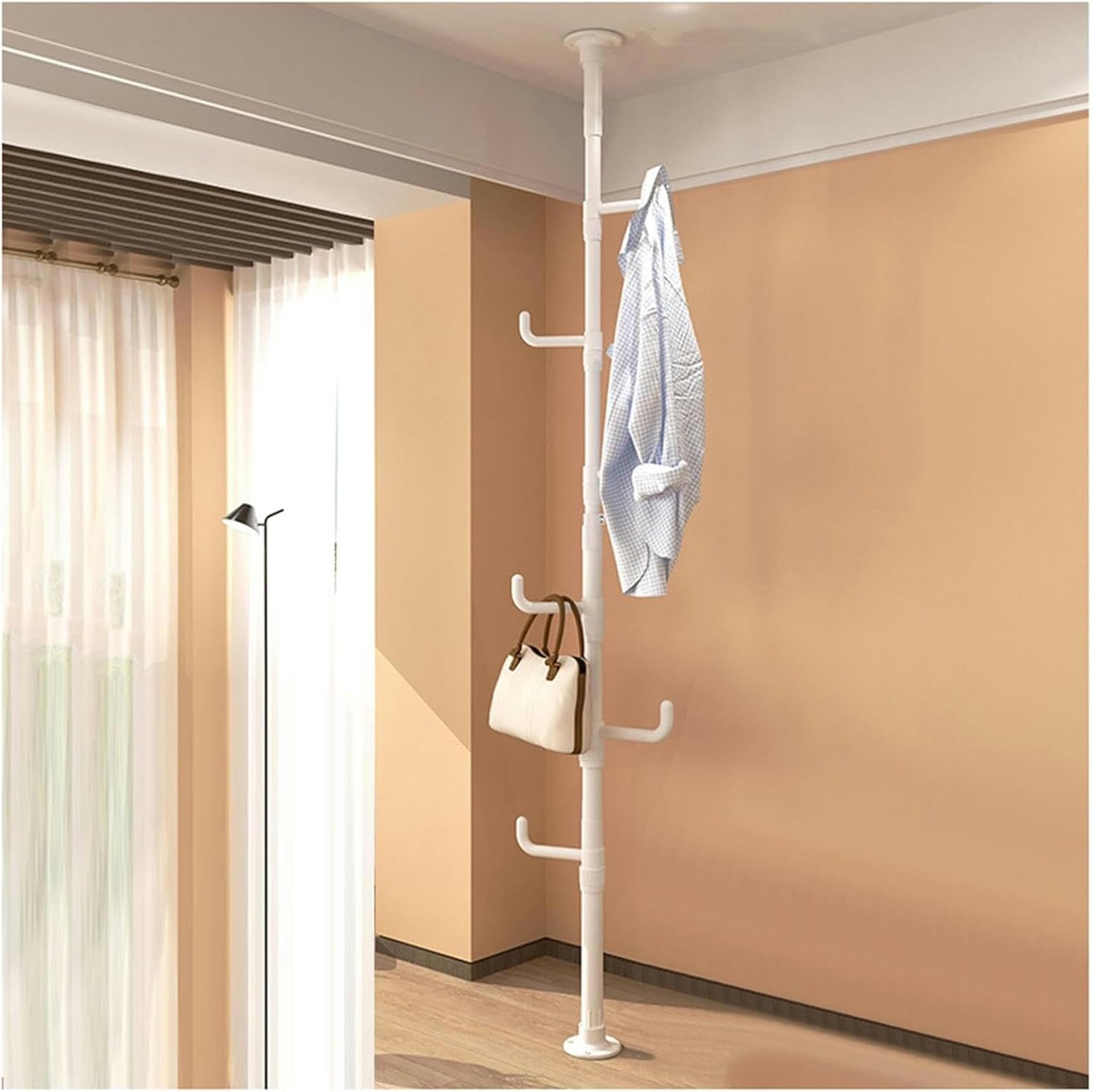 Poteau de tension d'angle réglable avec paniers modulables