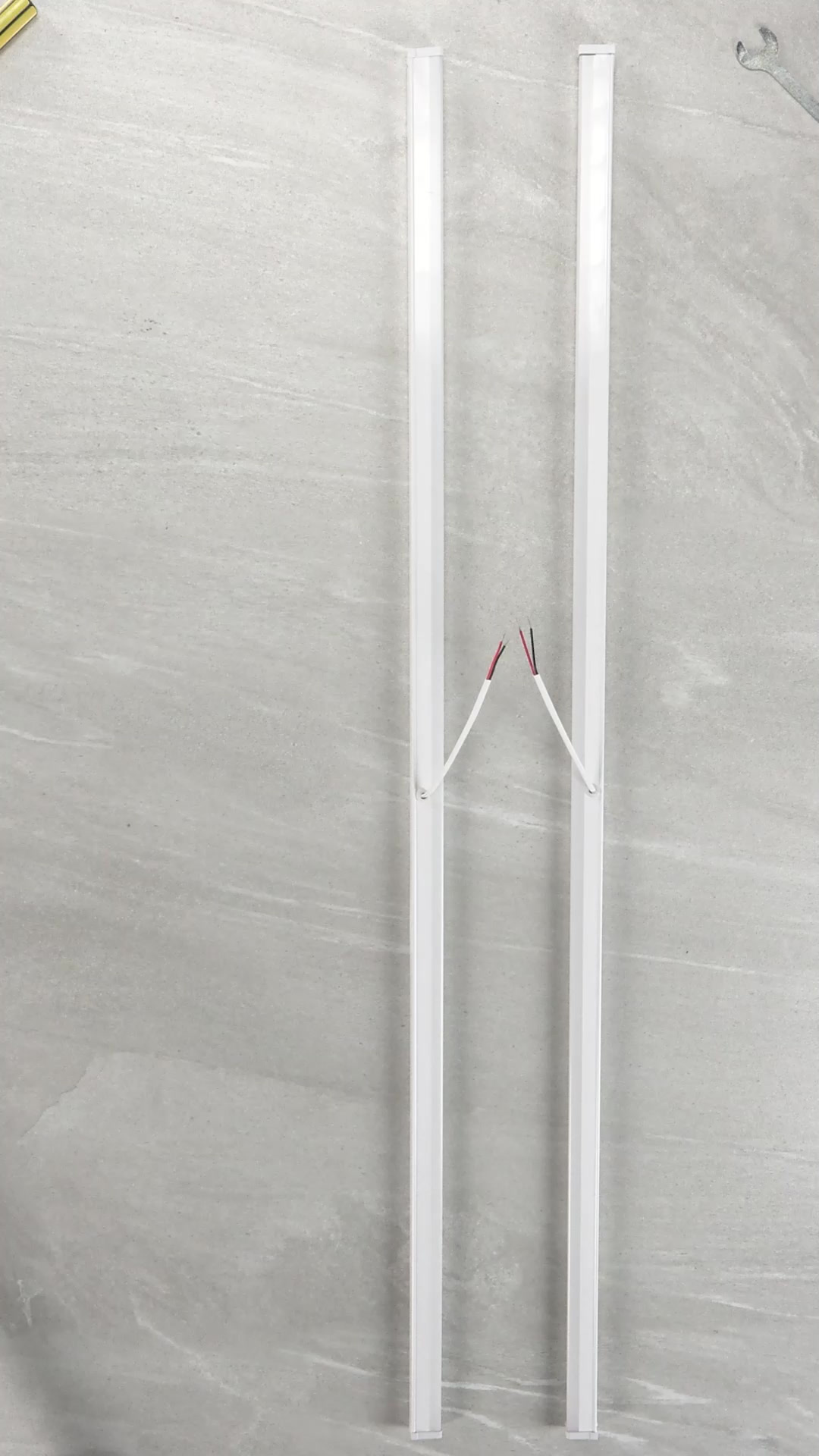 Halonix 20W LED Tubelight| 4 feet Slim led Batten for Living Room
