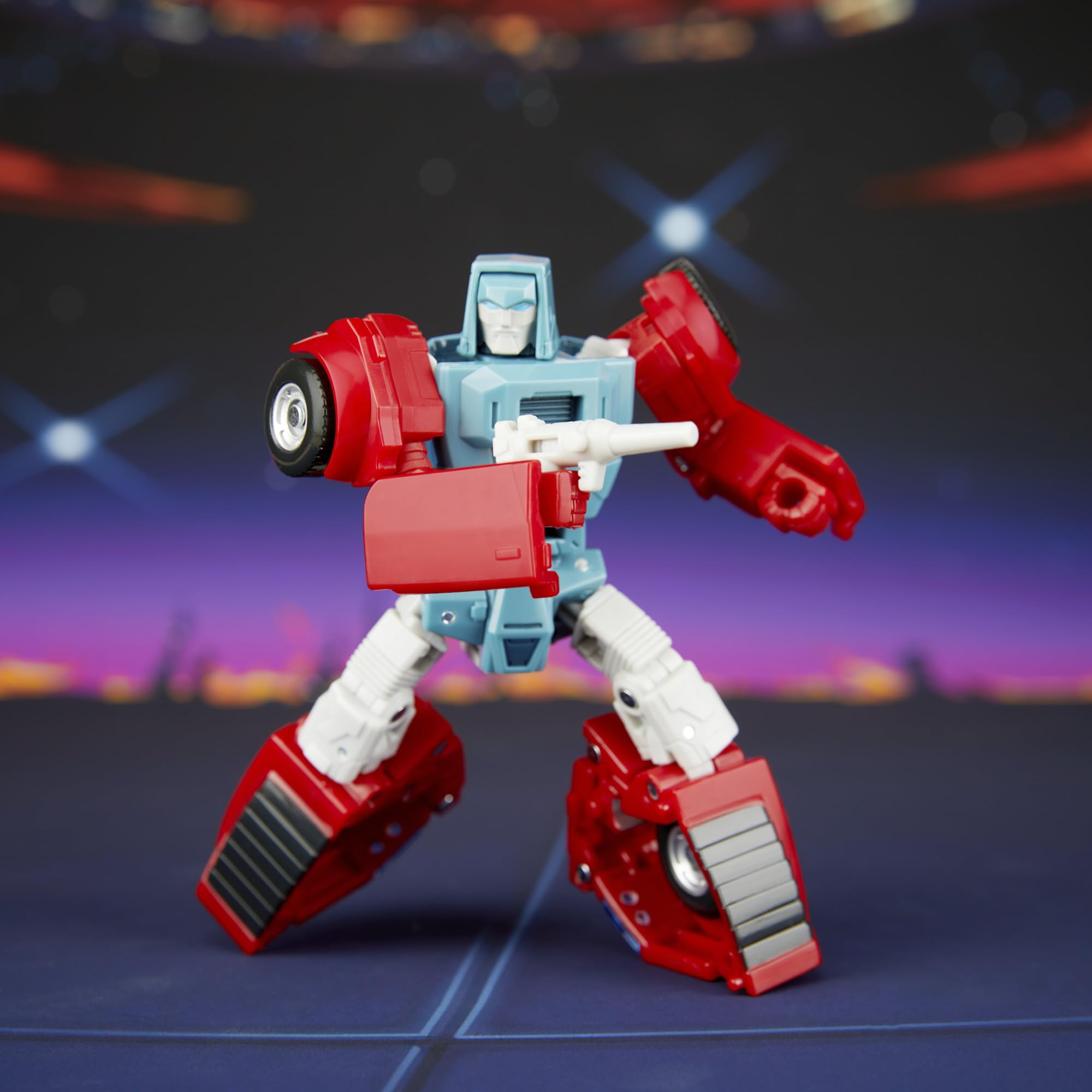 Windcharger klasy Deluxe z kolekcji Transformers Studio Series z filmu ""The Transformers: The Movie"", 11-centymetrowa przekształcająca się figurka, zabawkowe roboty dla dzieci w wieku od 8 lat
