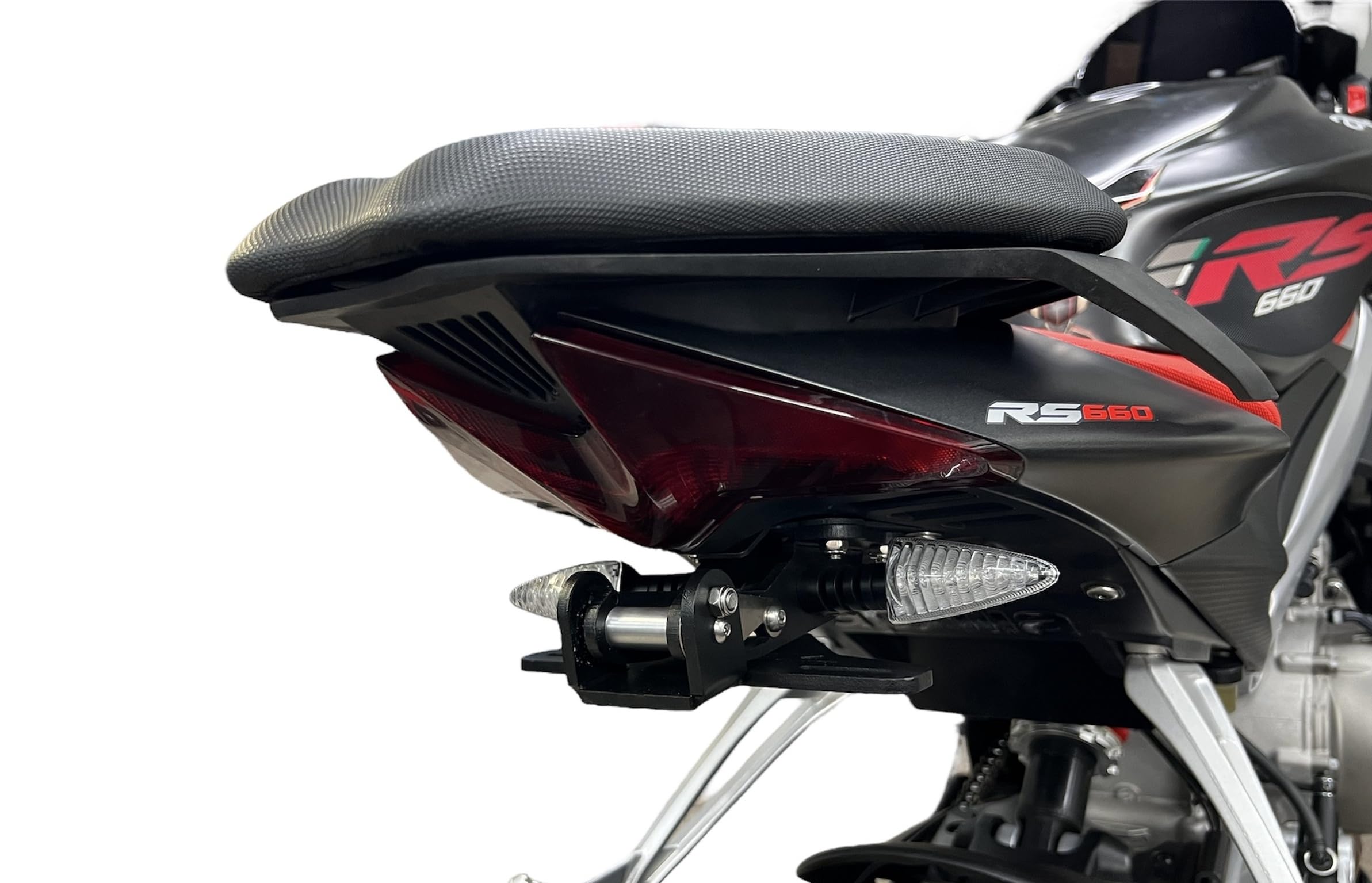 GREF Uchwyt na tablicę rejestracyjną do Aprilia RS 660 2021-2024 z przyciskiem podnoszenia