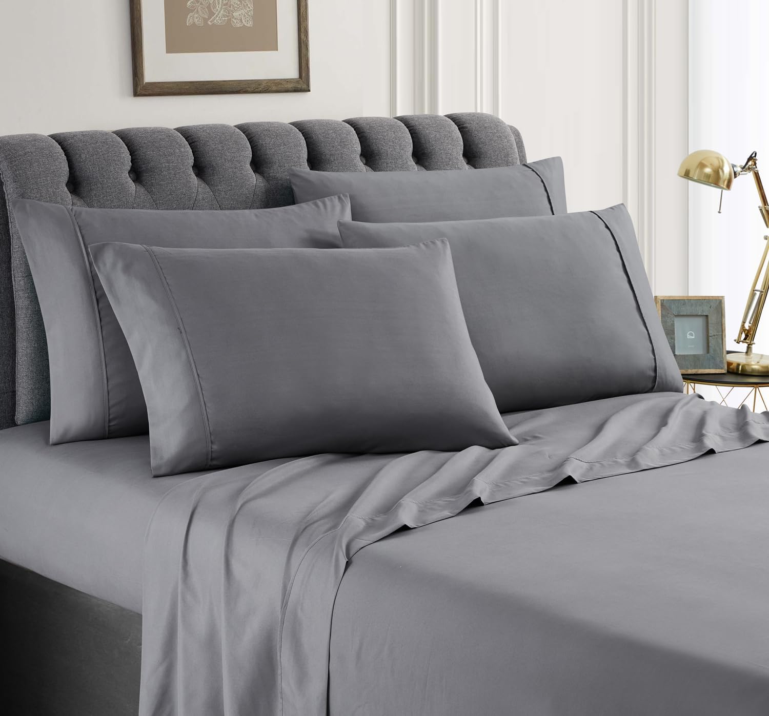 Queen Size Bed Sheets Set - 4PC Solid Breathable Microfiber Bed Sheets - Hotel Luxury Fade Resistant Bedding for Women, Men, Kids & Teens, Includes 1 Fitted Sheet, 1 Flat Sheet and 2 Pillowcases,White