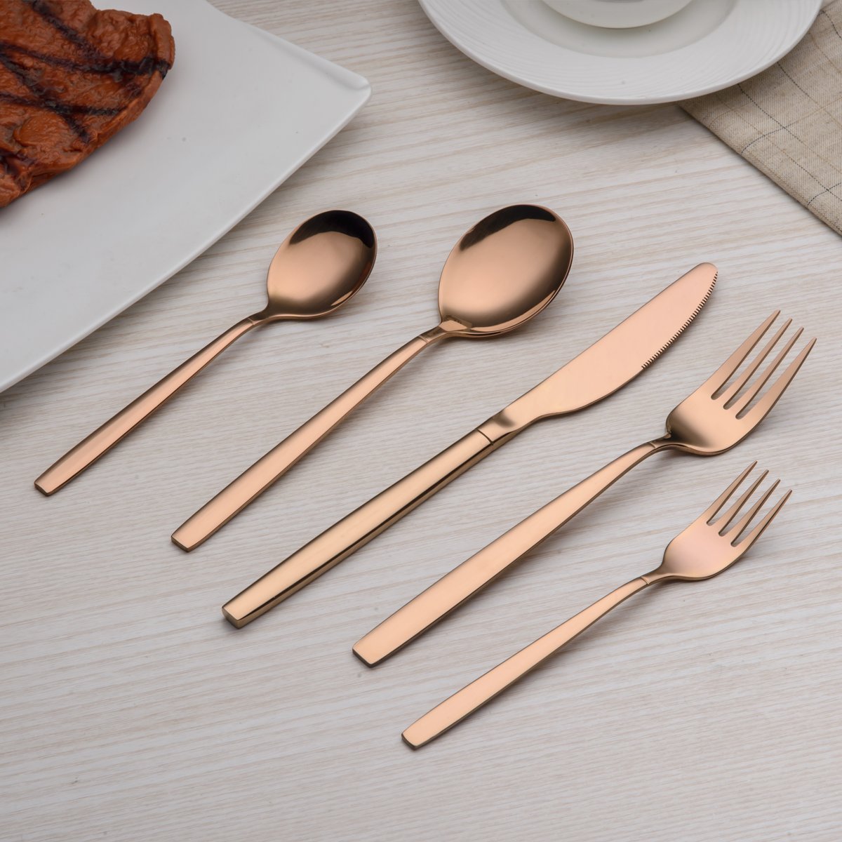 Berglander 30 piezas de titanio rosa chapado en oro cubiertos juego, 30 piezas de cobre cubiertos set, copas de color plata set cubiertos juegos, servicio para 6 (cobre brillante)