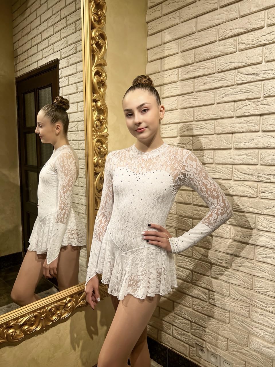 SG.MODA Figure Skating Dress/Bundle with Skate Guards/Italian Fabric, Made in Europe Style: A29 / White/Size: Medium