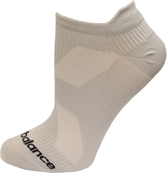New Balance Lightweight Running Low Cut W/Tab Socks, 1 Pair Amazon.co.uk Sports & Outdoors