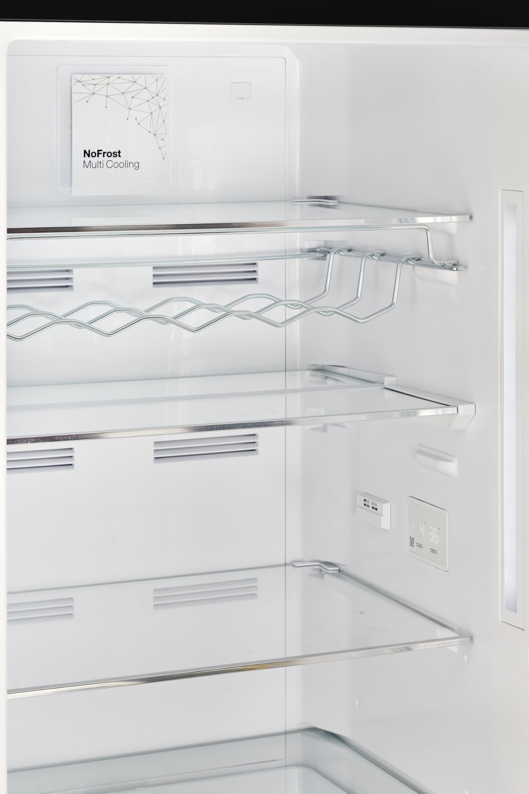 Unique Appliances Classic Retro 12 Cu.Ft. Bottom Freezer Refrigerator In Midnight Black on Fridge.com - View 6