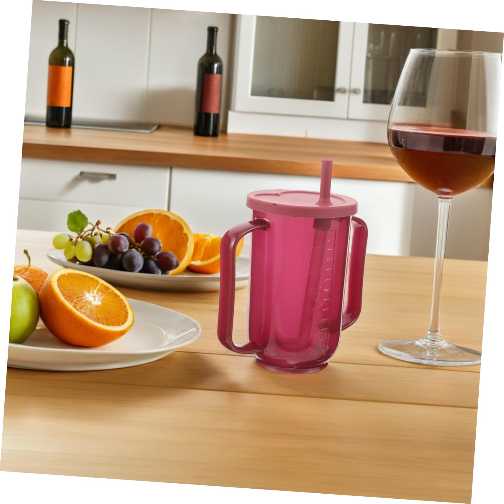 ERINGOGO 2 Pezzi Bicchiere per Anziani con Cannuccia Perdite Tazza Ergonomica con Leggero per Disabili e Pazienti Allettati Design Sicuro per Assunzione Liquidi e