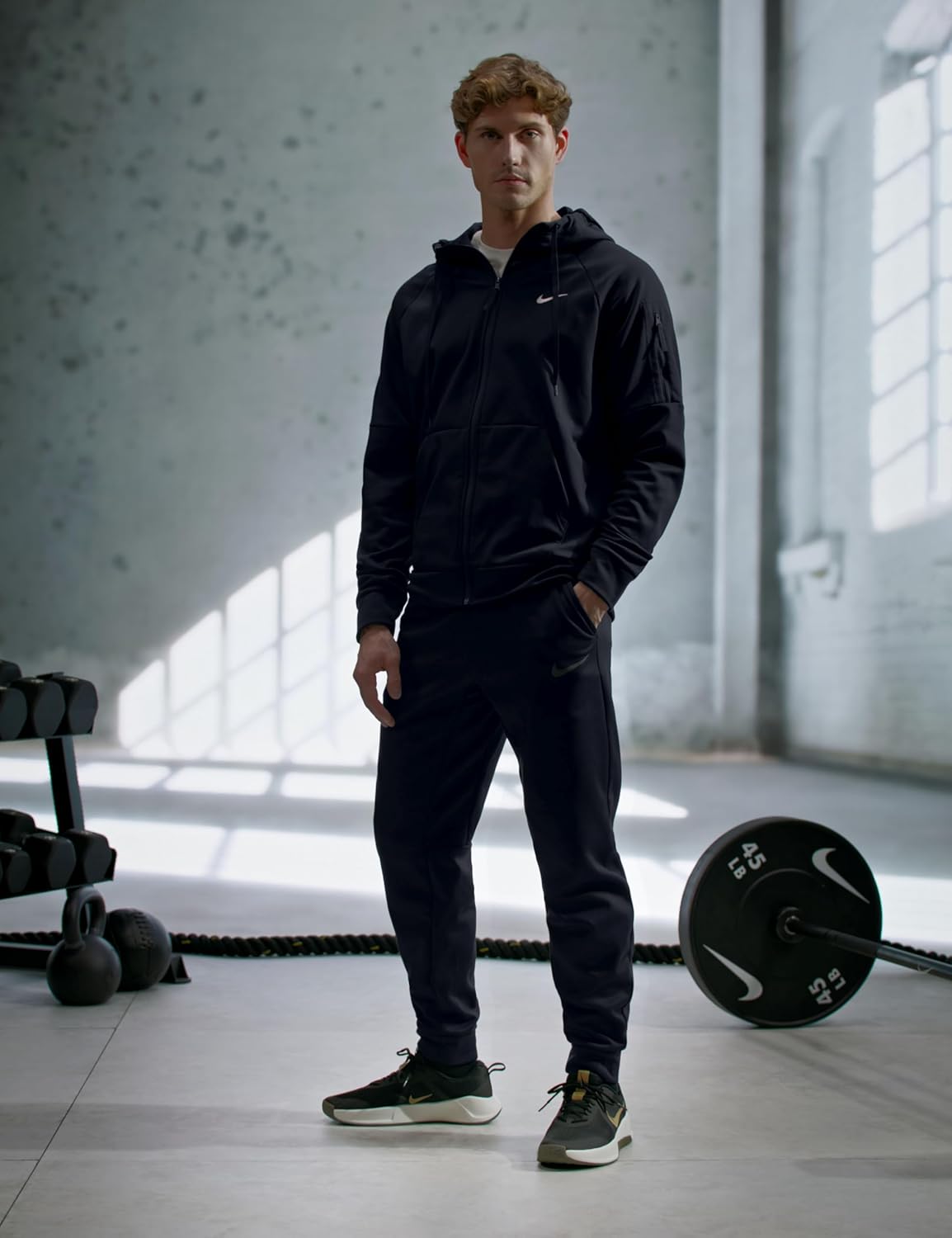 Nike Men's Therma-Fit Tapered Training Pants - Image 3