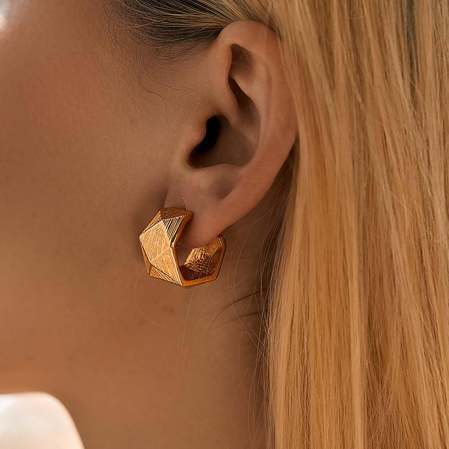 Boho Chunky Irregular Hoop Earrings Metal C Shape Earrings Gold Open Hoop Earring Geometric Drop Earring for Women - Image 2