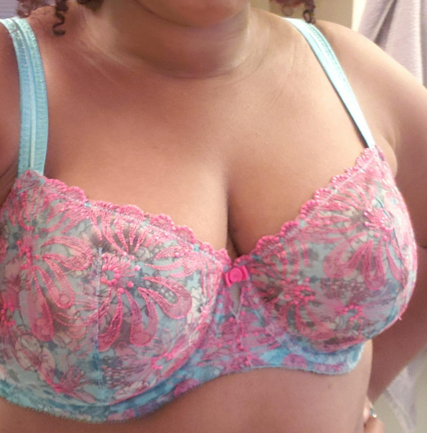 Paramour Women's Ellie Unlined Full Support Bra at Amazon Women’s ...