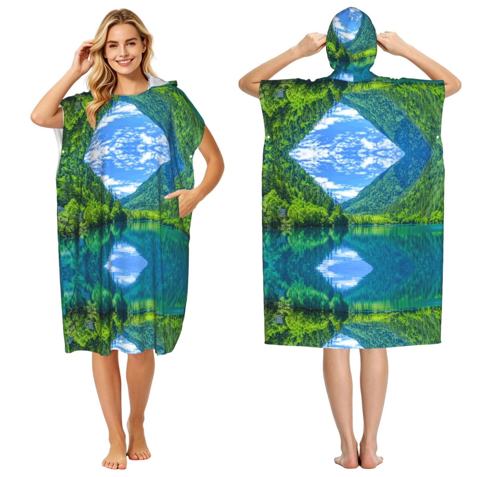 Peignoir à capuche imprimé nature pour piscine et plage destiné aux adultes