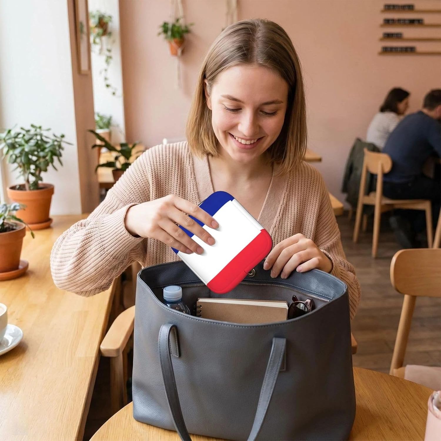 French Flag Print Women Period Bag Sanitary Pouch Portable Pad Pouch Tampon Holder Small Zipper Pouch Storage Bag