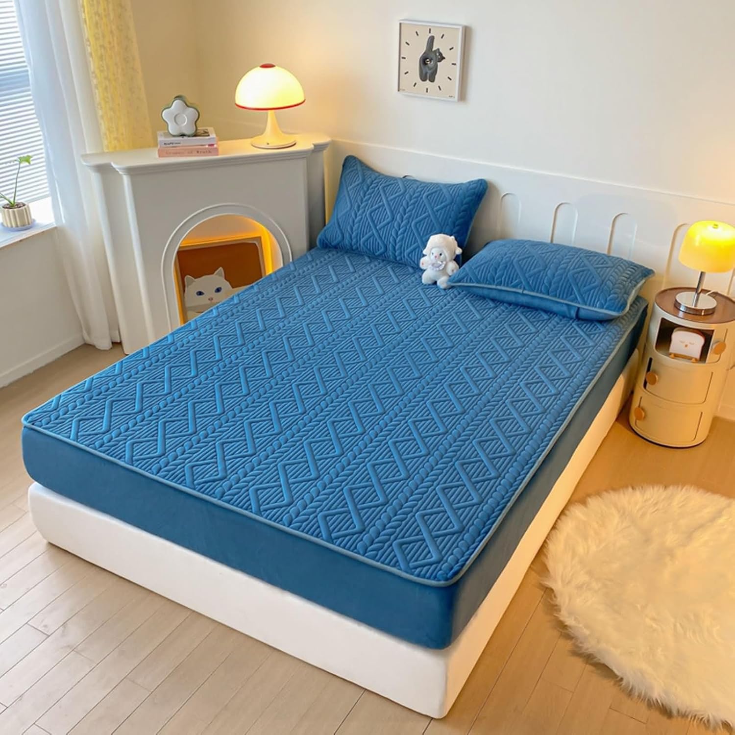 Beydodo Fitted Bed Sheets with Deep Pocket, Fitted Bed Sheets 90x200cm Solid Beige Khaki, Milk Velvet Farbic Mattress Protector for Hotel