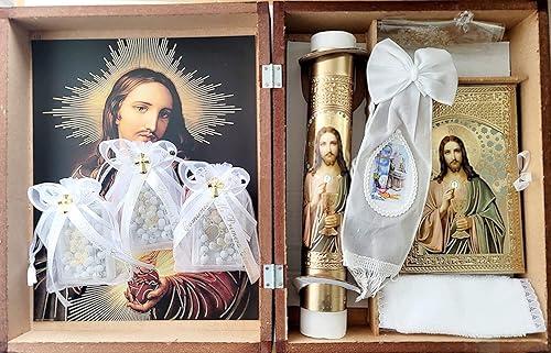 Miniatura 2 de Vela para Primera Comunion de Nino con Caja de Madera del Sagrado Corazon de Jesus con 12 Recuerdos de La Virgen de Guadalupe